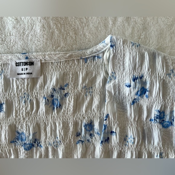 Floral Front Tie Blouse - Picture 3 of 4